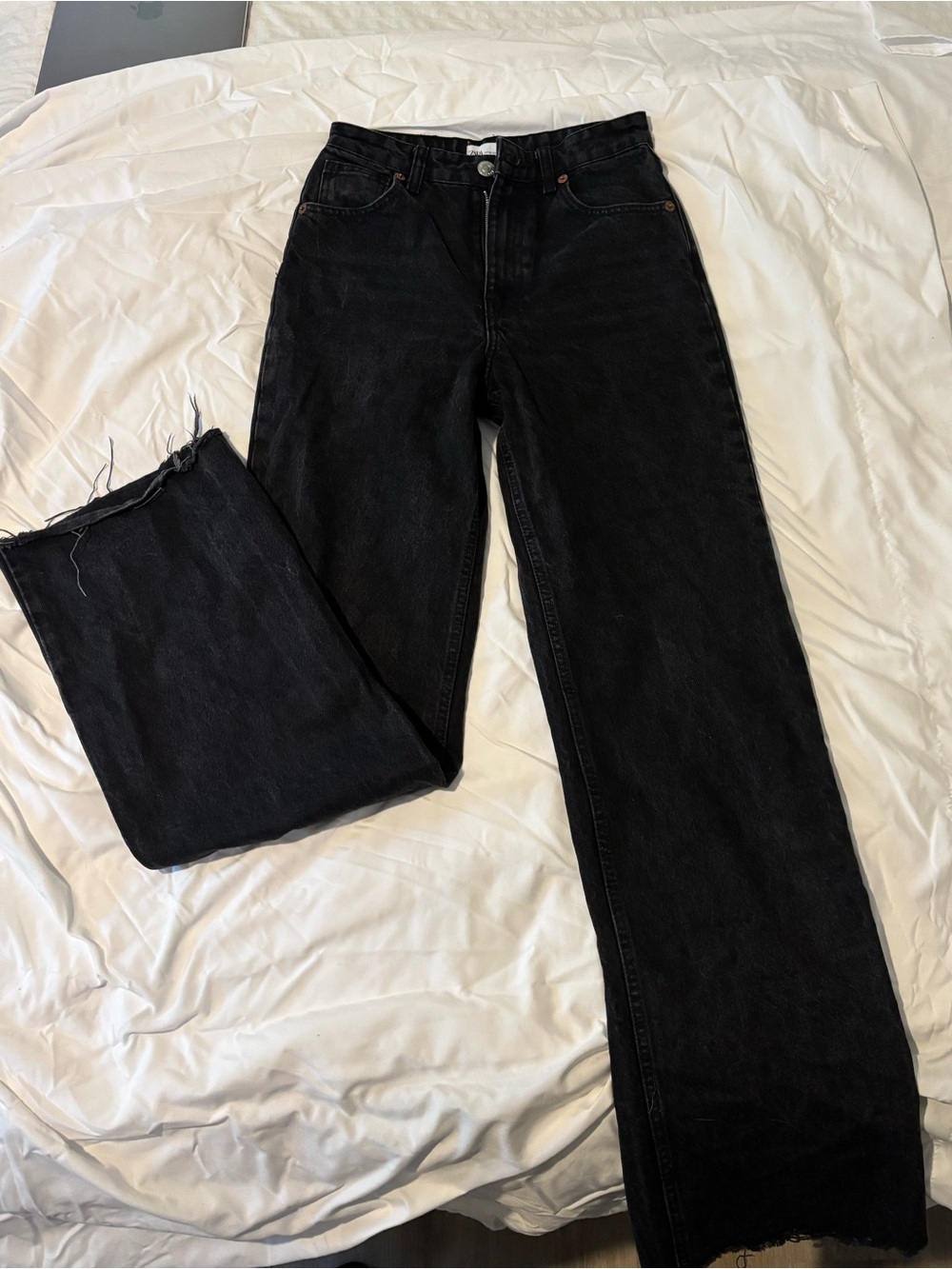 Zara Black Straight Leg Women's Jeans